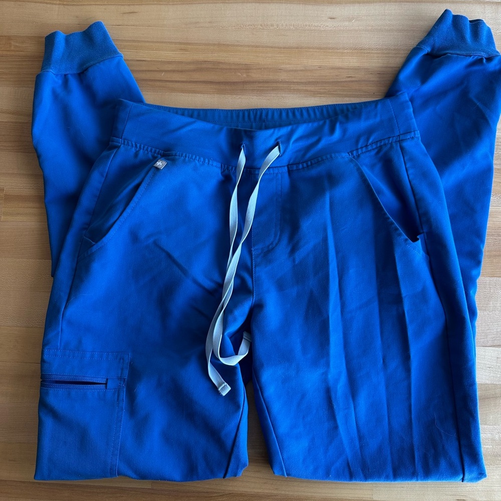 Figs pants